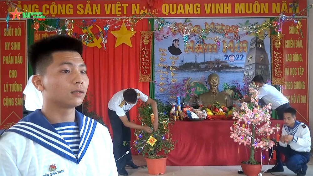 Cán bộ, chiến sĩ Trường Sa gửi lời chúc Tết đất liền