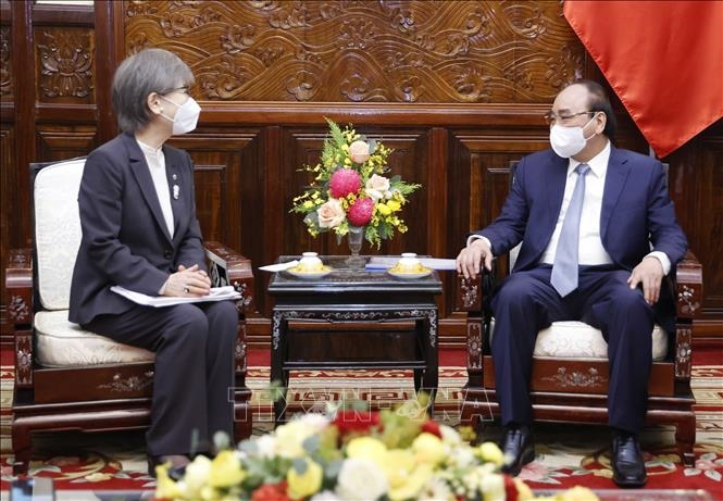 Chủ tịch nước Nguyễn Xuân Phúc tiếp Công ty TNHH Giáo dục Y Khoa Nhật Bản