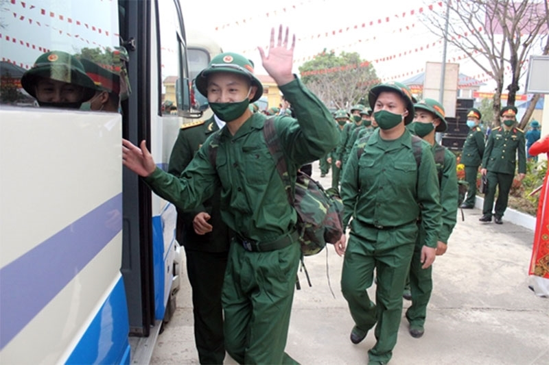 Phản ánh công tác tiễn đưa và đón nhận thanh niên lên đường thực hiện nghĩa vụ quân sự