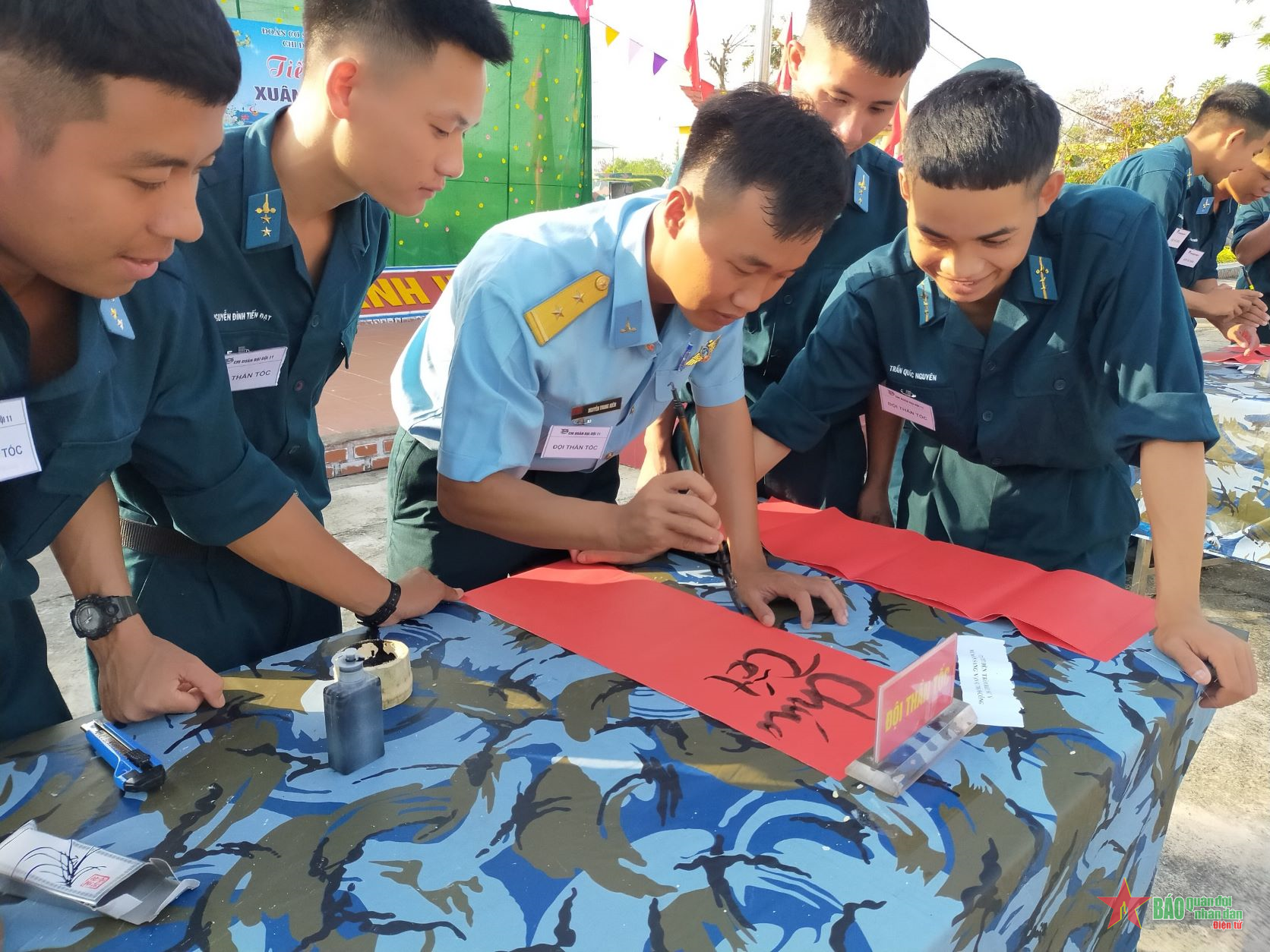 Rộn ràng “Xuân canh trời” 