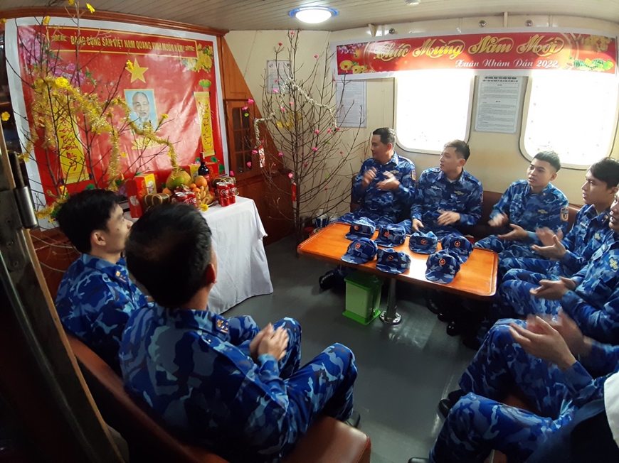 Đón xuân trên tàu Cảnh sát biển Đón xuân trên tàu Cảnh sát biển