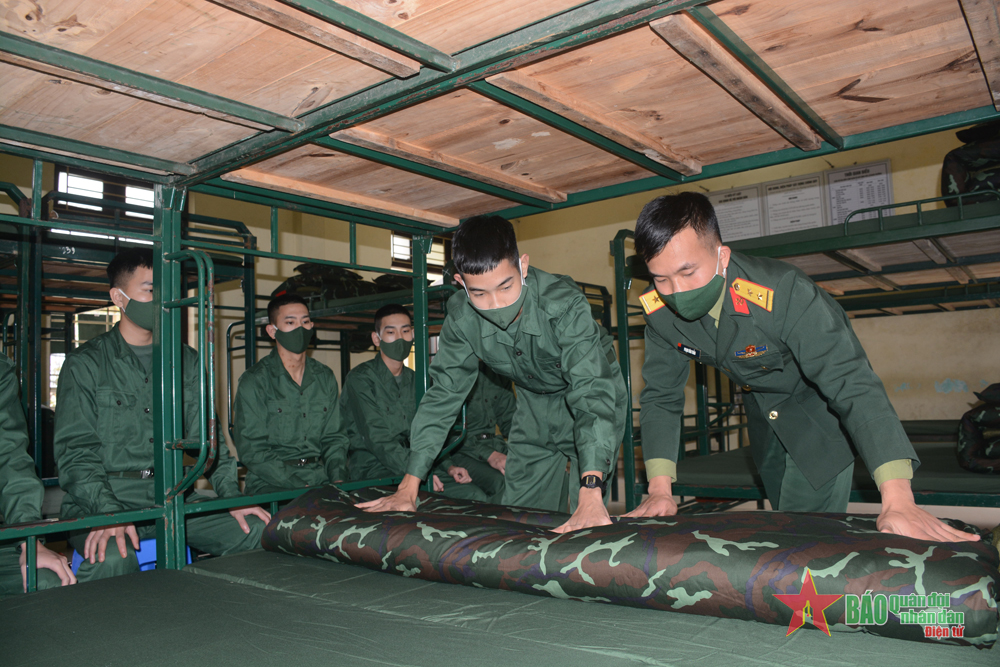 Để chiến sĩ mới vững tin, yêu mến đơn vị ngay từ những ngày đầu