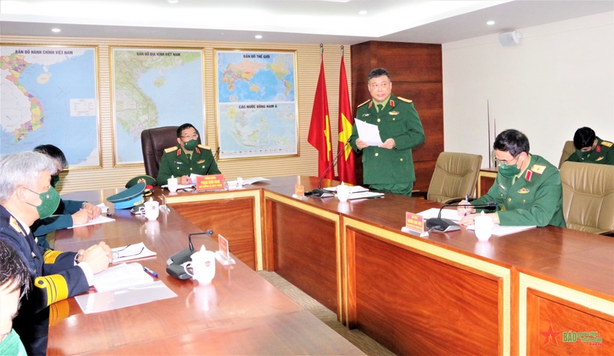 Thứ trưởng Phạm Hoài Nam thăm, làm việc tại Cục Tác chiến điện tử