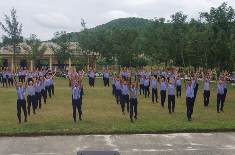 Để chiến sĩ thi đua học tốt, rèn nghiêm Để chiến sĩ thi đua học tốt, rèn nghiêm