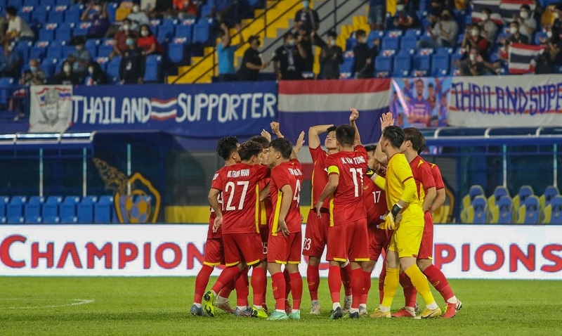 Đừng bỏ lỡ trận U23 Việt Nam-Thái Lan đầy kịch tính. Cả hai đội sẽ cống hiến hết mình để giành chiến thắng. Hãy cùng ủng hộ đội tuyển U23 Việt Nam trong trận đấu đáng chờ đợi này!