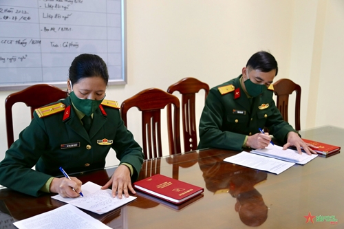 Quán triệt các kết luận, quy định của Ban Chấp hành Trung ương Đảng khóa XIII và nghị quyết của Quân ủy Trung ương