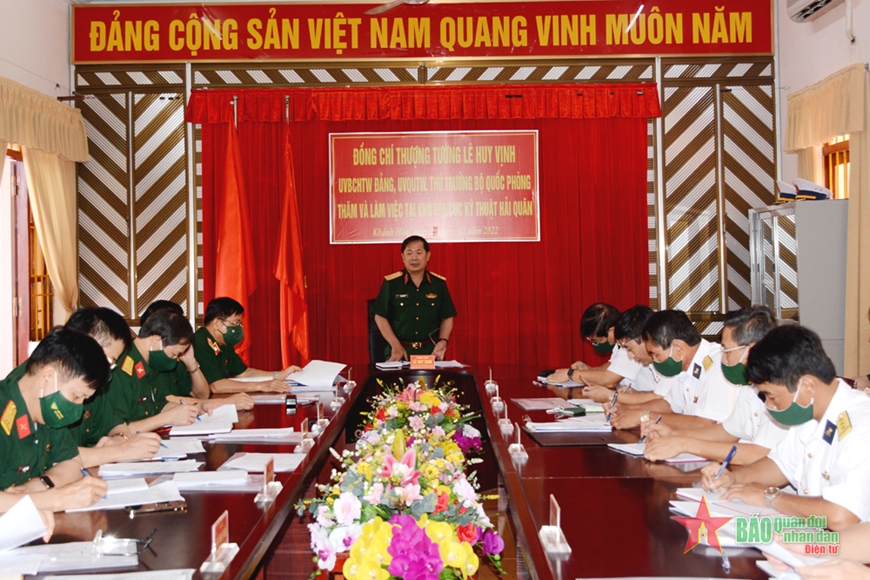 Đoàn công tác Bộ Quốc phòng thăm và làm việc tại Kho 858, Cục Kỹ thuật, Quân chủng Hải quân