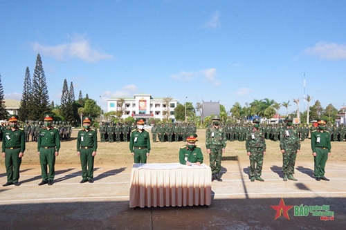 Lữ đoàn Đặc công 198 (Binh Chủng Đặc công) và Bộ đội Biên phòng tỉnh Sơn La ra quân huấn luyện 