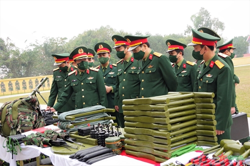 Thượng tướng Lê Huy Vịnh dự Lễ ra quân huấn luyện tại Trung đoàn 141, Sư đoàn 312, Quân đoàn 1