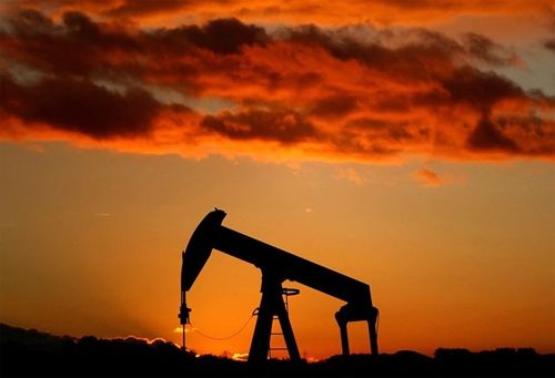 Giá xăng dầu hôm nay 3-3: Giá dầu lập kỷ lục 115 USD/thùng
