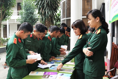 Tổ chức “Ngày sách và văn hóa đọc Việt Nam” 2022