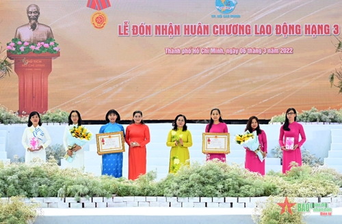 Phụ nữ Thành phố Hồ Chí Minh có nhiều hoạt động thiết thực góp phần phát triển kinh tế - xã hội