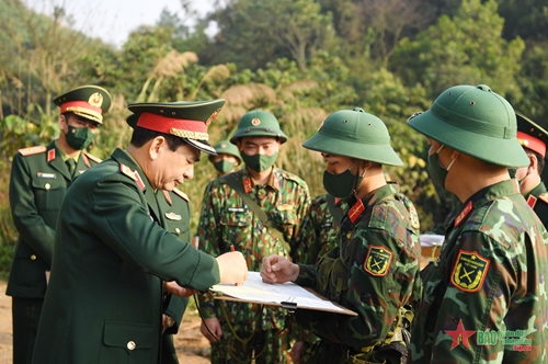 Đại tướng Phan Văn Giang thăm và làm việc với Trường Sĩ quan Lục quân 1