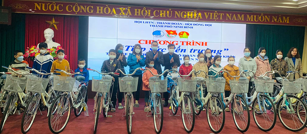 Quan tâm đúng mức tới đội ngũ cán bộ và phong trào Đoàn (Tiếp theo và hết)