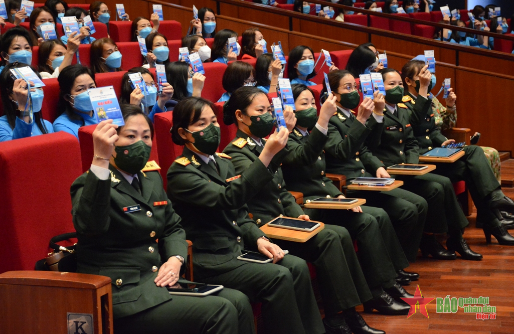 Gần 1.000 đại biểu tham gia phiên trù bị Đại hội đại biểu phụ nữ toàn quốc lần thứ XIII 