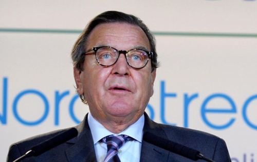 Cựu Thủ tướng Đức Gerhard Schröder tới Moscow