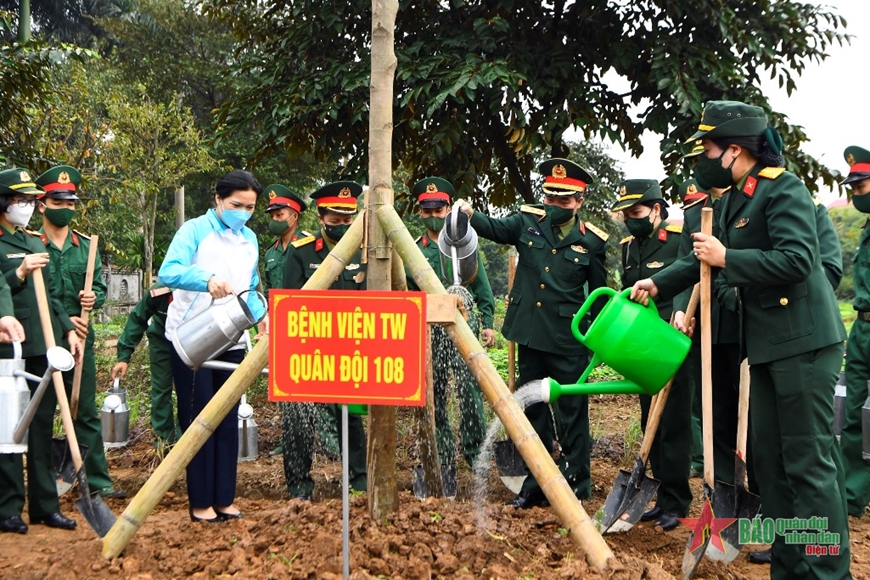 Phát động Tết trồng cây chào mừng thành công Đại hội đại biểu Phụ nữ toàn quốc lần thứ XIII