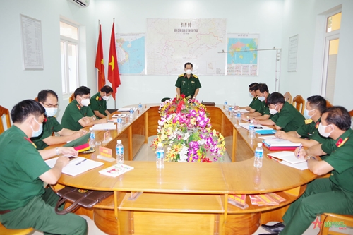 Bình Thuận: Kiểm tra huấn luyện chiến sĩ mới 