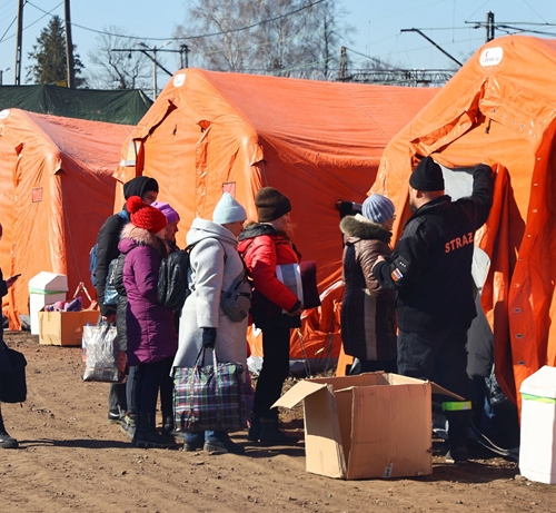 EU căng mình đối phó với cuộc khủng hoảng người tị nạn Ukraine