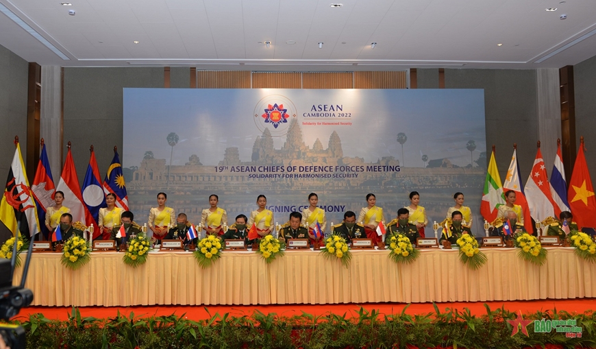 Bế mạc Hội nghị Tư lệnh Lực lượng Quốc phòng các nước ASEAN lần thứ 19