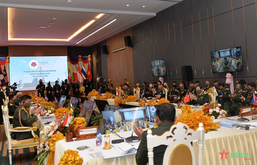 Bế mạc Hội nghị Tư lệnh Lực lượng Quốc phòng các nước ASEAN lần thứ 19