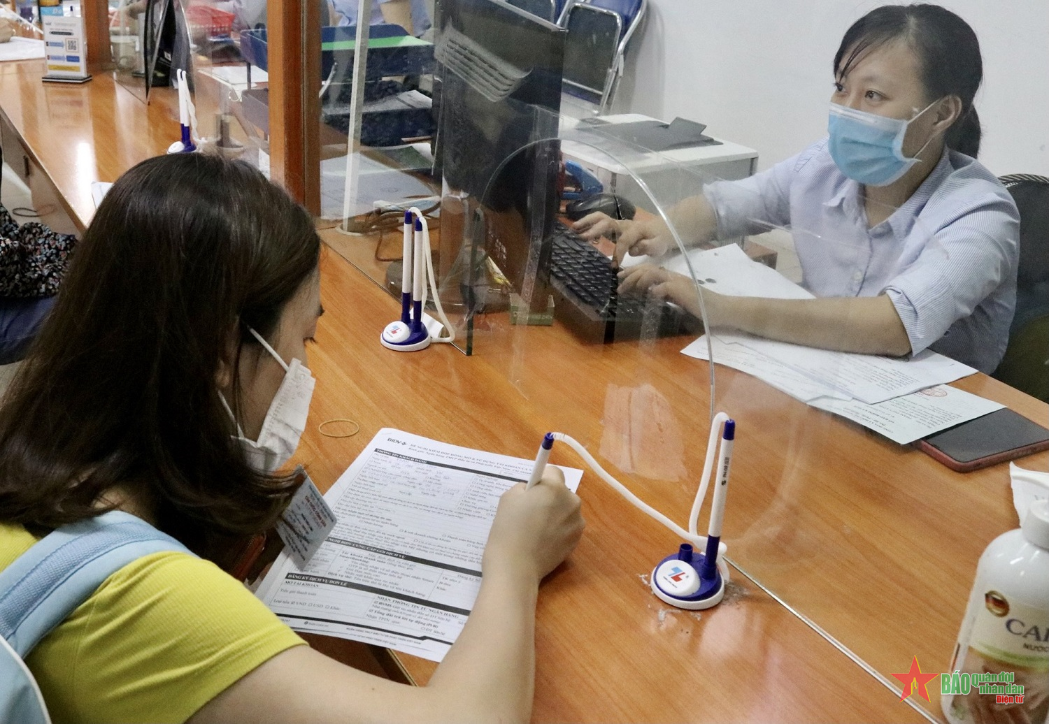 Hiểu đúng và cần linh hoạt hơn trong cấp hồ sơ giấy tờ