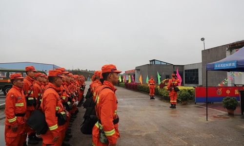 Vụ rơi máy bay ở Trung Quốc: Chủ tịch Tập Cận Bình chỉ đạo tập trung tìm kiếm cứu nạn