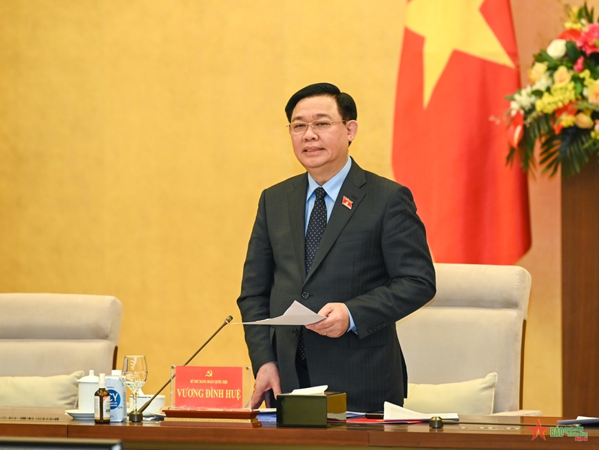 Chủ tịch Quốc hội Vương Đình Huệ chủ trì làm việc với Ban Thường vụ Đảng ủy Công an Trung ương
