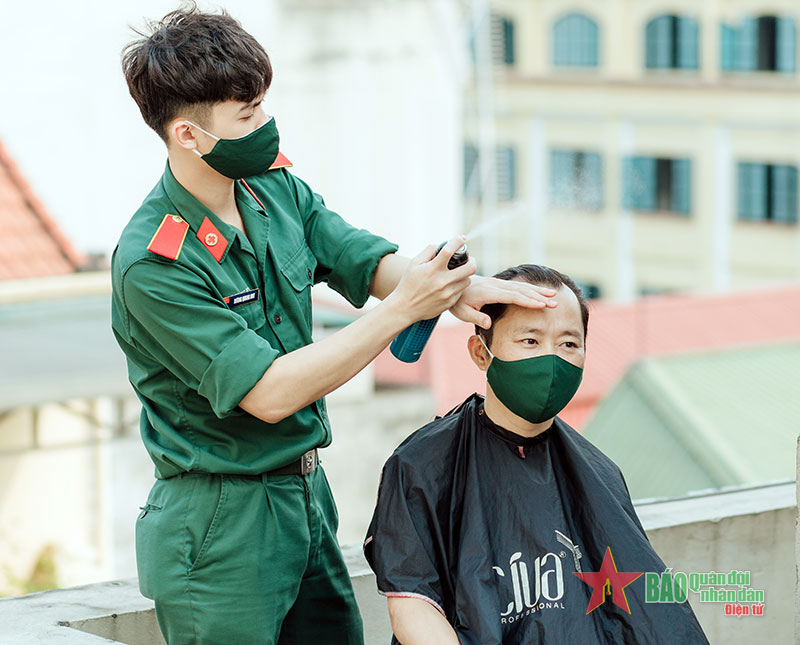 Kiểu tóc quân đội Việt Nam là gì? Xu hướng tóc 3 phân 2022 | Gatino.vn