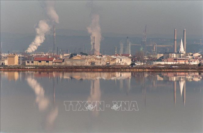 Đối tượng thực hiện giảm nhẹ phát thải khí nhà kính được pháp luật quy định như thế nào?