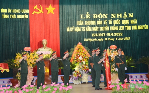 Đại tướng Phan Văn Giang dự kỷ niệm 75 năm Ngày truyền thống LLVT tỉnh Thái Nguyên