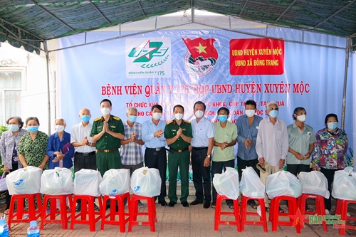 Bệnh viện Quân y 175 khám bệnh, cấp thuốc miễn phí tại huyện Xuyên Mộc, Bà Rịa-Vũng Tàu 