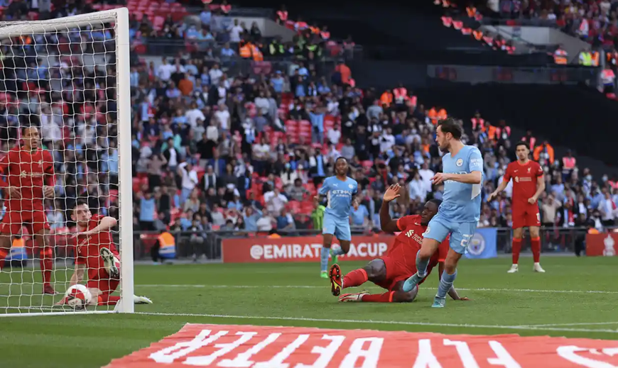 Loại Man City, Liverpool vào chơi chung kết FA Cup