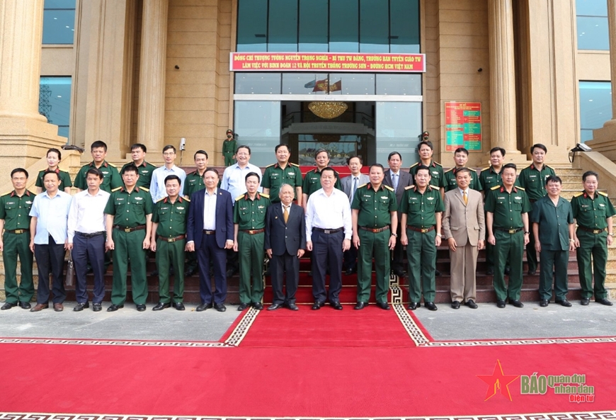 Đồng chí Nguyễn Trọng Nghĩa làm việc với Binh đoàn 12 và Hội truyền thống Trường Sơn