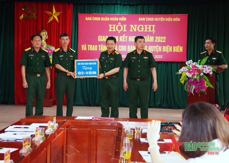 Bàn giao phòng học tặng Trường Trung học cơ sở xã Thanh Nưa, huyện Điện Biên, tỉnh Điện Biên