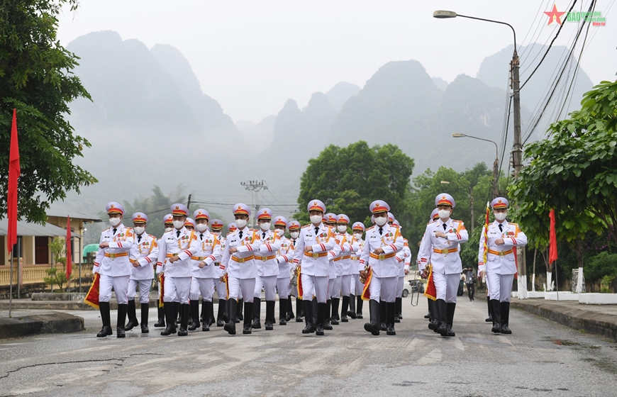 Sáng nay (23-4) diễn ra Giao lưu hữu nghị quốc phòng biên giới Việt Nam-Trung Quốc lần thứ 7