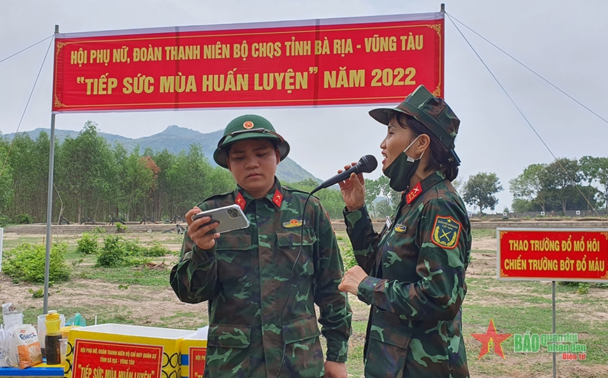 Tiếp sức mùa huấn luyện
