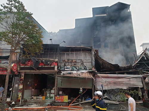 Hà Nội: Kịp thời dập tắt đám cháy tại 63 Nguyễn Hoàng