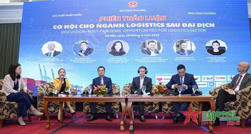 “Miếng bánh” logistics trong tay các doanh nghiệp nước ngoài: Các doanh nghiệp nói gì?