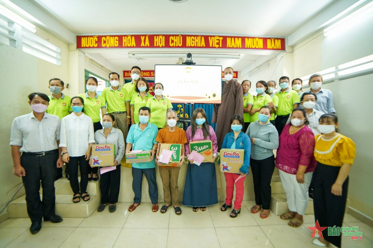 “Giúp dân no đủ, tự chủ vươn lên”