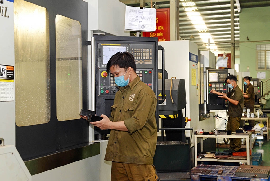 Kiểm tra hoạt động của các thiết bị tại Xí nghiệp Cơ-điện (Nhà máy Z755).