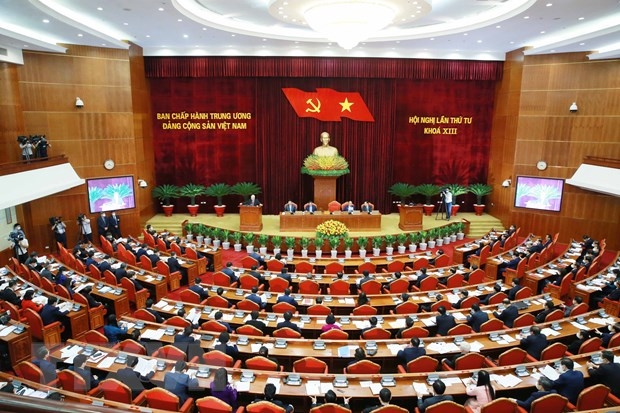 Bài 1: Khi “kim chỉ nam” bị cất trong tủ kính Bài 1: Khi “kim chỉ nam” bị cất trong tủ kính