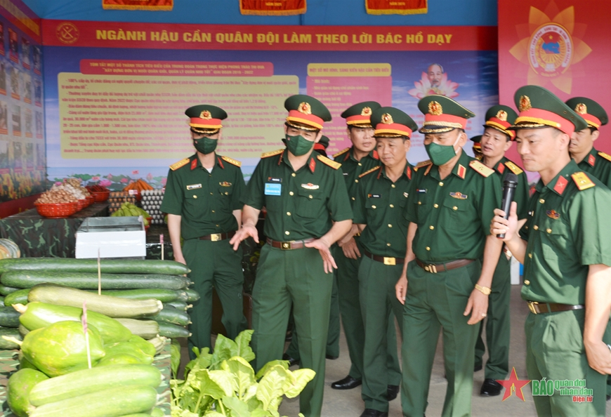 Phúc tra kết quả xây dựng đơn vị nuôi quân giỏi, quản lý quân nhu tốt tại Trung đoàn 50