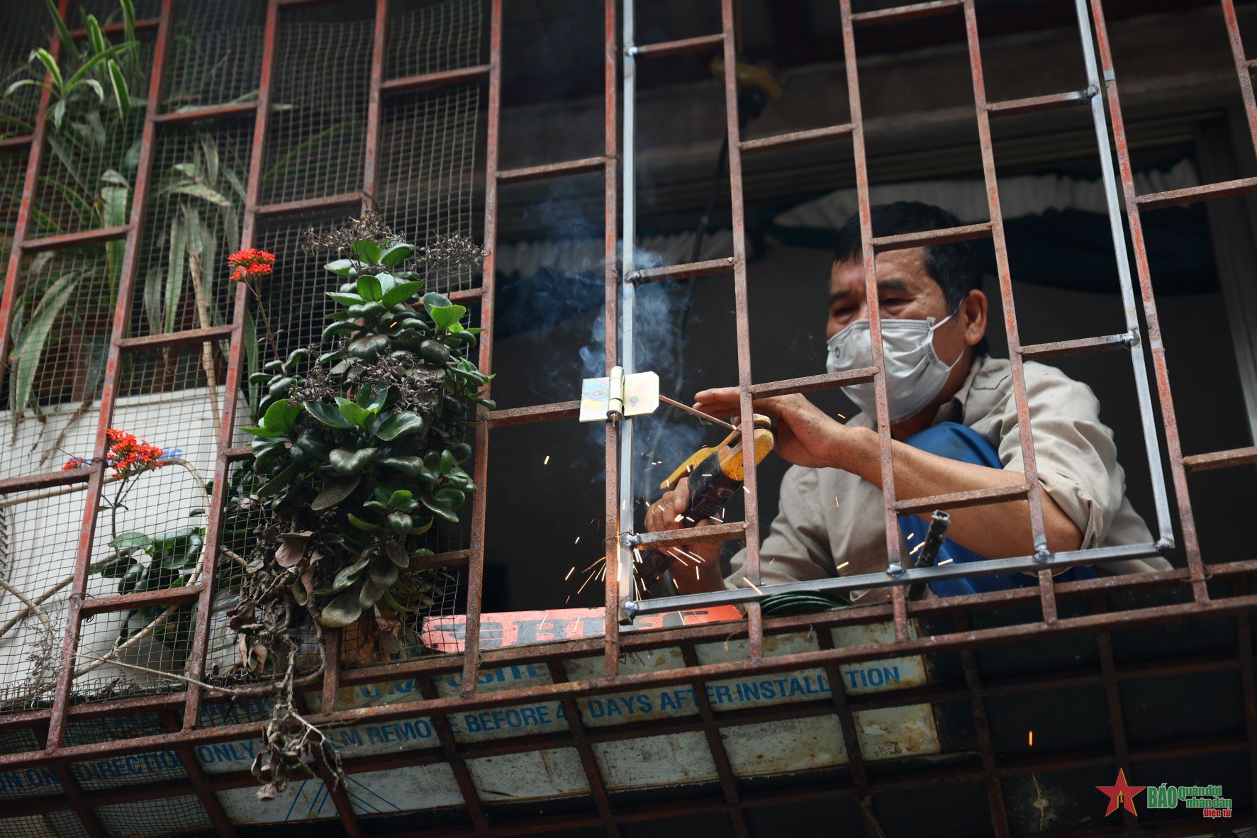 Cắt “chuồng cọp” để mở đường sống khi hỏa hoạn xảy ra