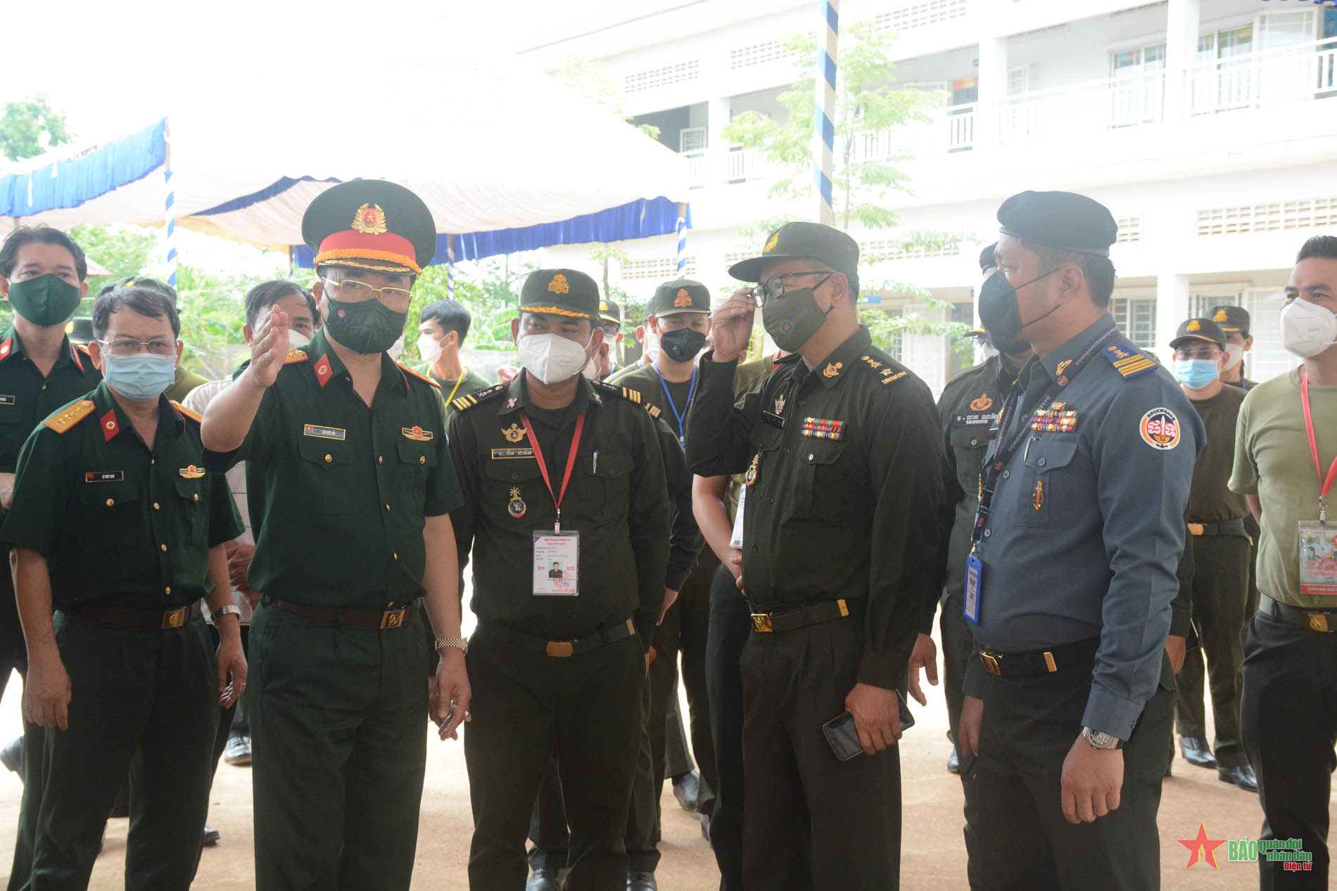 Chuẩn bị chu đáo khám bệnh cho nhân dân Campuchia