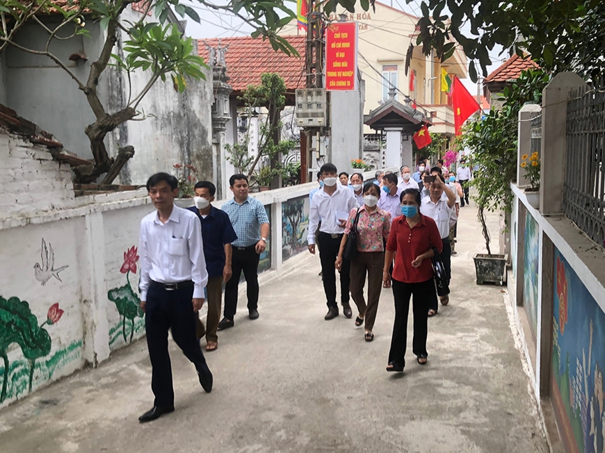 Xây dựng hạ tầng nông thôn khang trang, hiện đại