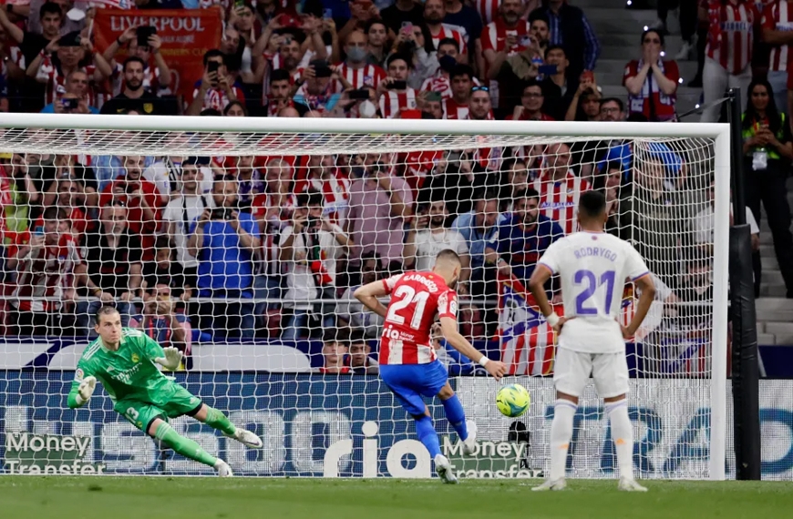 Atletico giành chiến thắng trận derby thành Madrid