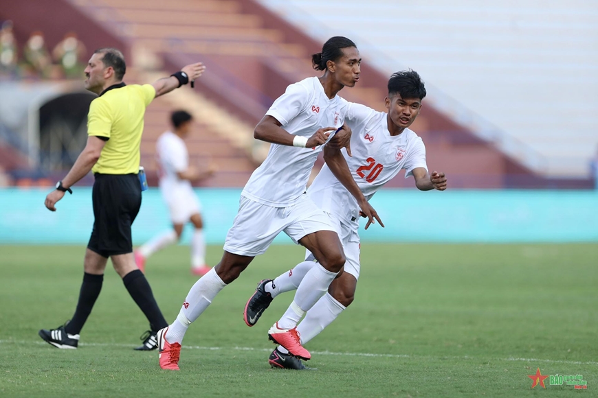 Đánh bại U23 Philippines 3-2, U23 Myanmar vươn lên dẫn đầu bảng A