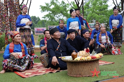Lễ hội Kin chiêng boọc mạy của dân tộc Thái ở Thanh Hóa