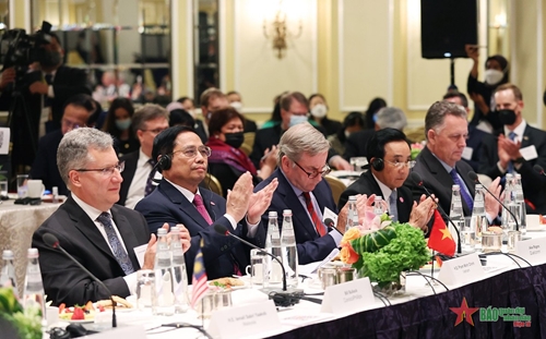 Thủ tướng Chính phủ Phạm Minh Chính và Lãnh đạo các nước ASEAN gặp gỡ các doanh nghiệp hàng đầu của Hoa Kỳ